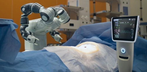 Robot cirujano totalmente autónomo